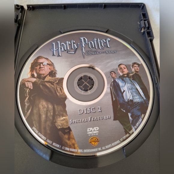 Harry Potter, Year Four, Special Widescreen Edition, DVD 2 disc set - Picture 3 of 5